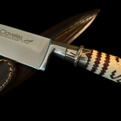 Cuchillo criollo 3 Claveles encabado en tiento y alpaca - Distinguida Tradición | Marroquinería y Platería Criolla | Regalos exclusivos | San Rafael Mendoza