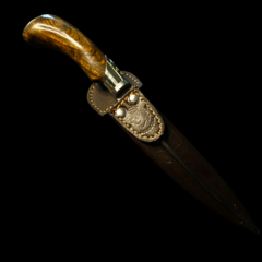 Cuchillo criollo Libertad premium encabado en Guayubira y alpaca .