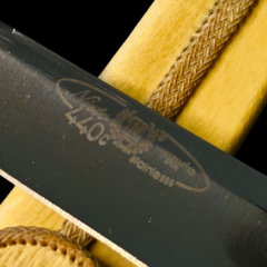 Cuchillo Nieto Español encabado en tiento on internet