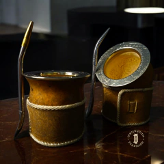 Mate Criollo Argentino con base de cuero tejido. Incluye bombilla - buy online