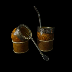 Mate Imperial línea Criollo con base de cuero . Incluye bombillón