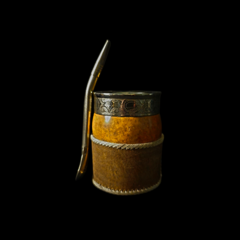 Mate Imperial Criollo de calabza con base de cuero tejido. Incluye bombillón. en internet