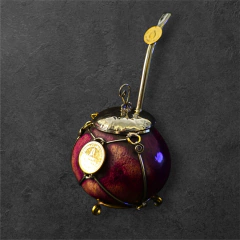 Mate de calabaza y alpaca orfebre con tapa y bombilla. - Distinguida Tradición | Marroquinería y Platería Criolla | Regalos exclusivos | San Rafael Mendoza