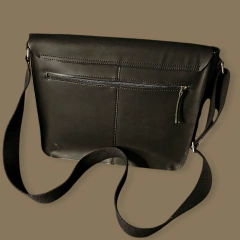 Morral de cuero engrasado premium grande.