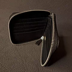 Billetera de caballero con cierre en cuero original. - comprar online