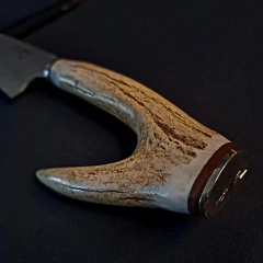 Cuchillo Macho encabado en asta de ciervo. - buy online