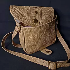 Bandolera de cuero color crudo - comprar online