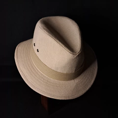 Sombrero de lino línea Exclusive. - tienda online