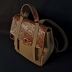 Mochila de cuero negra con cierres - buy online