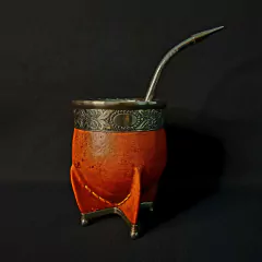 Mate Imperial línea PREMIER con bombillón cincelado. - Distinguida Tradición | Marroquinería y Platería Criolla | Regalos exclusivos | San Rafael Mendoza