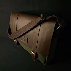Morral / Bolso de cuero engrasado y canvas. - buy online