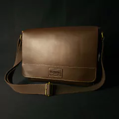 Morral de cuero engrasado premium grande. - Distinguida Tradición | Marroquinería y Platería Criolla | Regalos exclusivos | San Rafael Mendoza