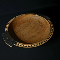 Fuente redonda de madera y alpaca. 40cm. - Distinguida Tradición | Marroquinería y Platería Criolla | Regalos exclusivos | San Rafael Mendoza