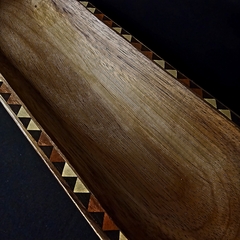 Fuente de madera y alpaca con detalles taraceados. 40cm. en internet