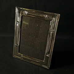 Imagen de Portarretrato de alpaca cincelada. Medida 10x15cm