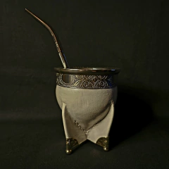 Mate Imperial línea PREMIER blanco con bombillón cincelado.