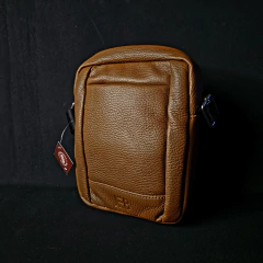 Morral de cuero premium chico.