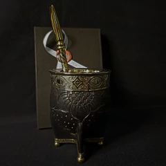 Mate Imperial Premier con bombillón en caja .