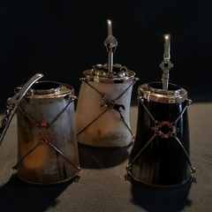 Mate de hueso y alpaca con bombilla. - comprar online