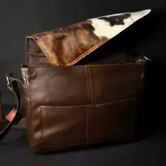 Morral de cuero y pelo vacuno original en internet