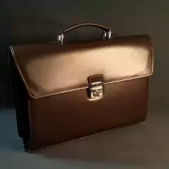 Portafolio de cuero modelo Advantgarde - online store