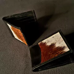 Billetera de cuero y pelo vacuno - buy online