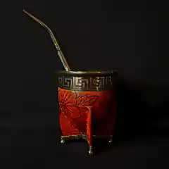 Image of Mate Imperial linea PREMIER cuero repujado con bombillón Pico de loro.