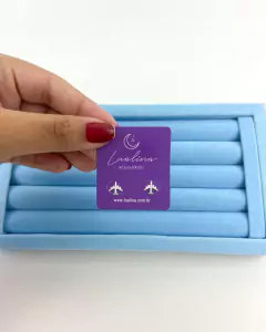 Imagem do Brinco Mini Avião