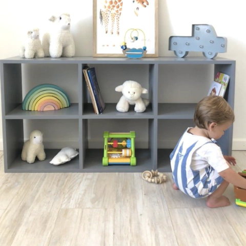 Juguetero Laqueado Gris