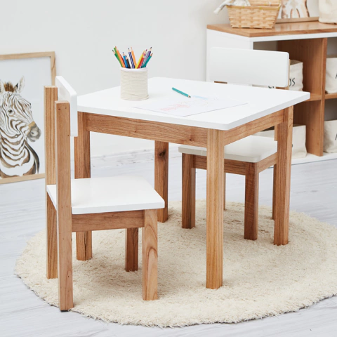 Juego de Mesa y Sillitas Felix