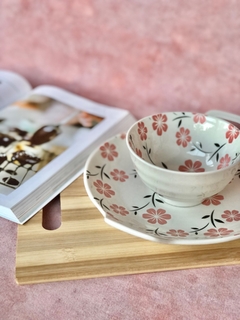 BANDEJA CERÁMICA LABRADA FLORAL POWER - comprar online