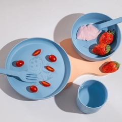 KIT ALIMENTACAO INFANTIL SUSTENTAVEL COM 5 PECAS AZUL - PETIT PIA - loja online