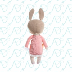 BONECA PELUCIA METOO - AD baby | Roupas e Acessórios nacionais e importados