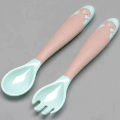 TALHERES ARTICULAVEIS COLORS NEUTRO CLINGO