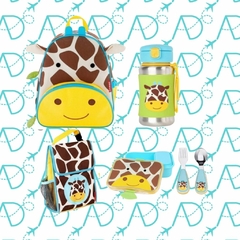 KIT ESCOLAR MOCHILA GARRAFA BAG POTE TALHER GIRAFA SKIP HOP