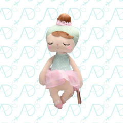 BONECA PELUCIA METOO na internet