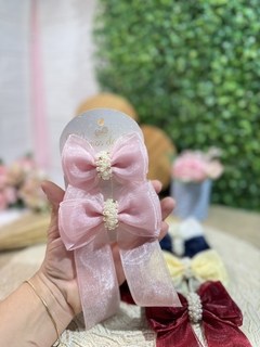 Laço cruzado em organza - comprar online