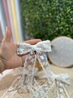 Laço Olívia com pérolas - comprar online