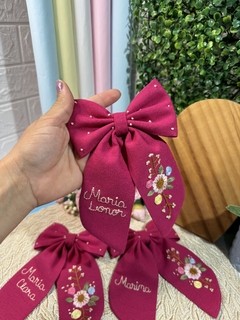 Laço de linho Personalizado com nome - Mimos da lis Laço 