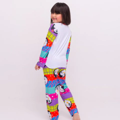 Pijama Pinguim Colorê na internet