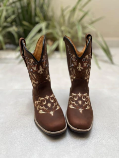 BOTA TEXANA INFANTIL BORDADO DOURADO COURO MARROM - comprar online