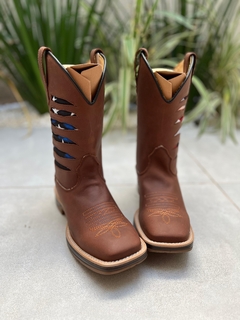 BOTA TEXANA BORDADO AMERICANA COURO MARROM SOLADO JUMP - comprar online