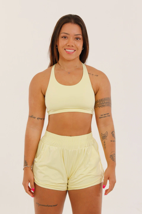 Top Comfy Amarelo Pastel