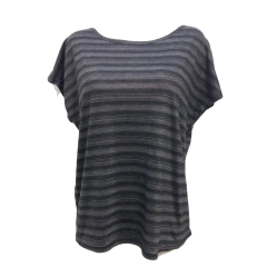 Remera Nux lisa en internet