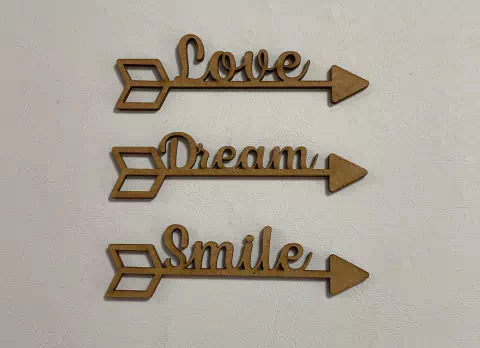 APLIQUE TRIO SETAS MDF OA460