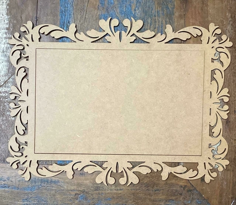 PLACA MOLDURA TRABALHADA COM FUNDO OA1124