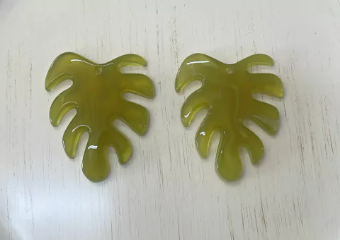 PINGENTE FOLHA VERDE ENVELHECIDO C/2 CT18