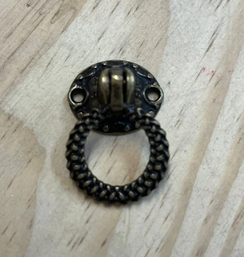 PUXADOR OURO ENVELHECIDO - PM9523