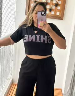 Camiseta manga curta, Cropped com Pedraria