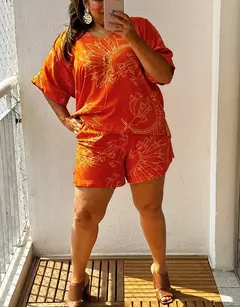 Conjunto de Blusa e Shorts, Blusa Ampla -Conjunto Ester